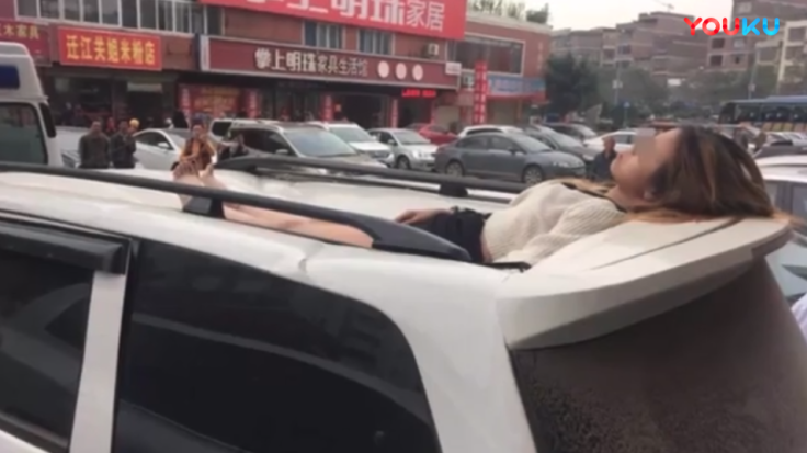 China Woman Hotel Fall