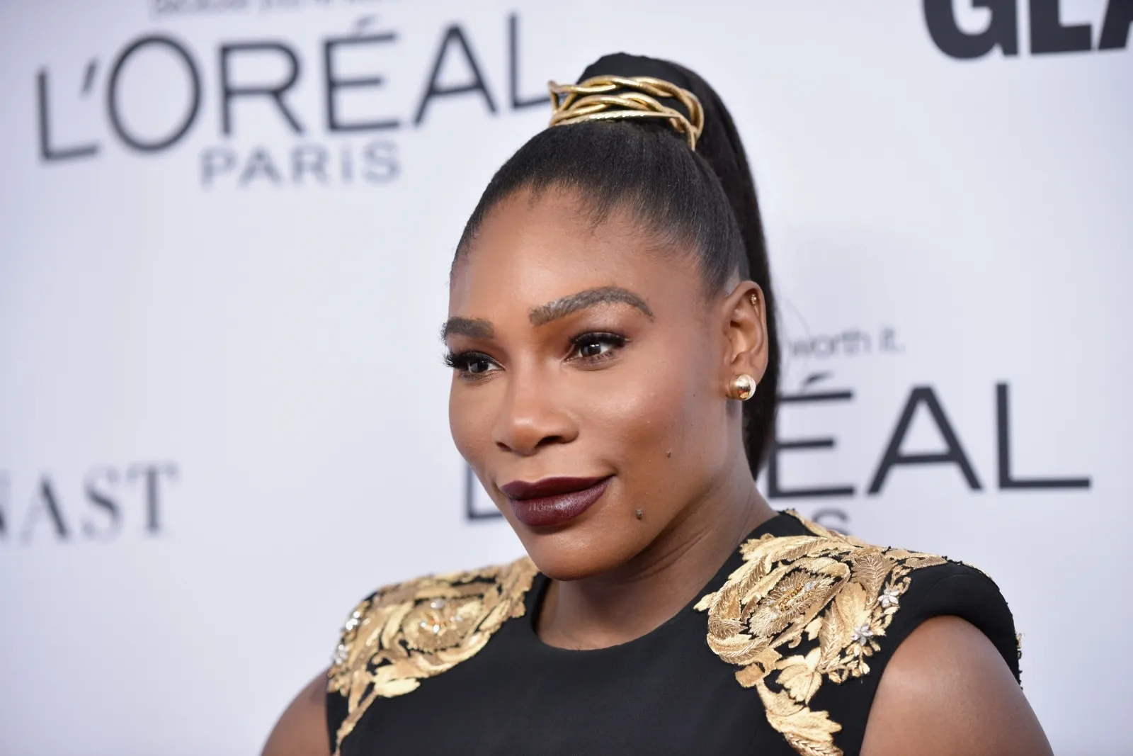 Serena Williams contradicts Tom Bower's claim about Meghan Markle - Vimarsana News