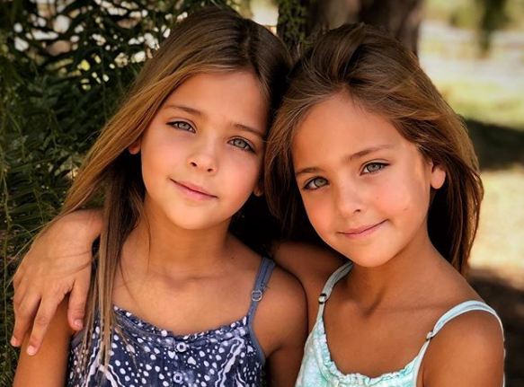 'Insanely beautiful' 7-year-old twins with 141k followers ...