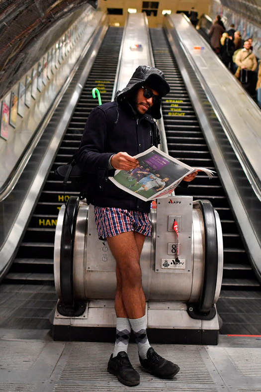 No Pants Subway Ride 2017: Commuters around the world strip off for  celebration of silliness | IBTimes UK