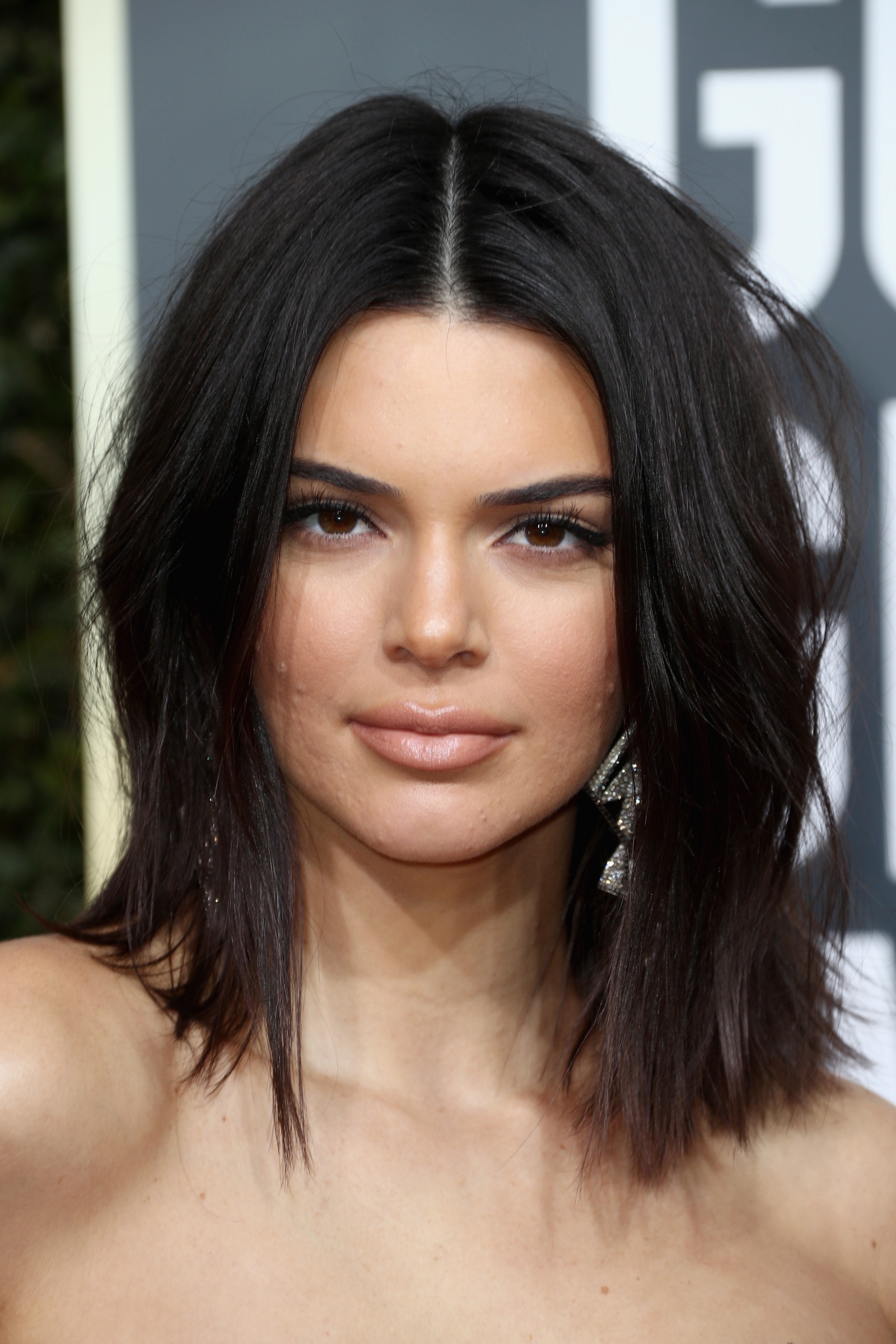 Kendall Jenner addresses Golden Globes acne: 'Never let that sh*t stop you'