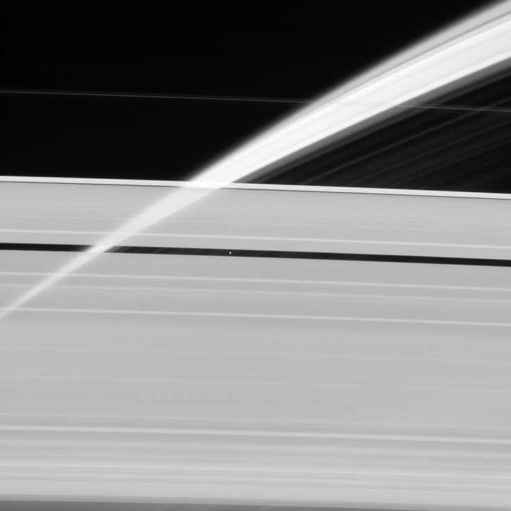 Cassini Saturn image