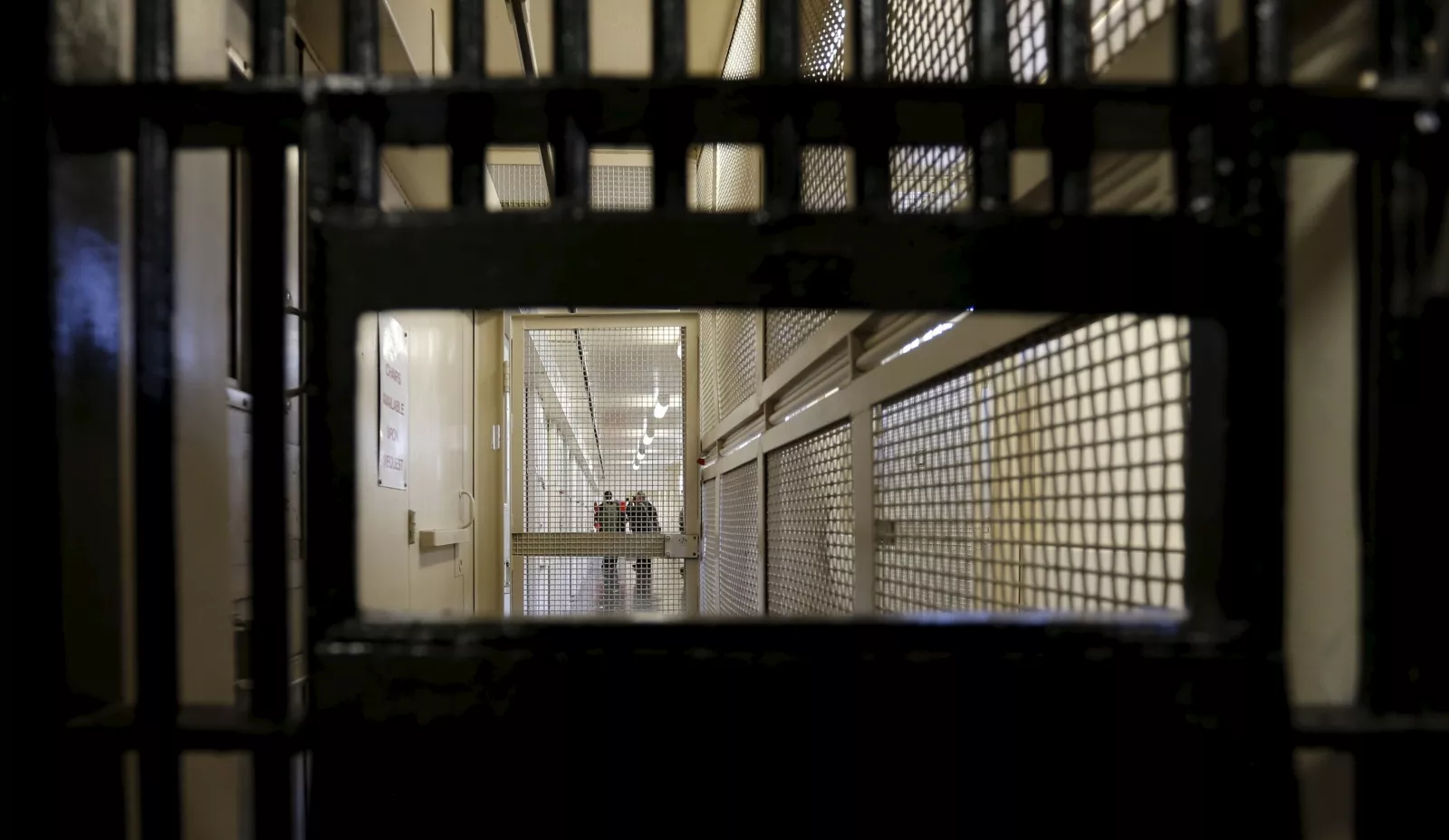 Death row inmate who killed 'talkative' cellmate found dead at state prison - Vimarsana News