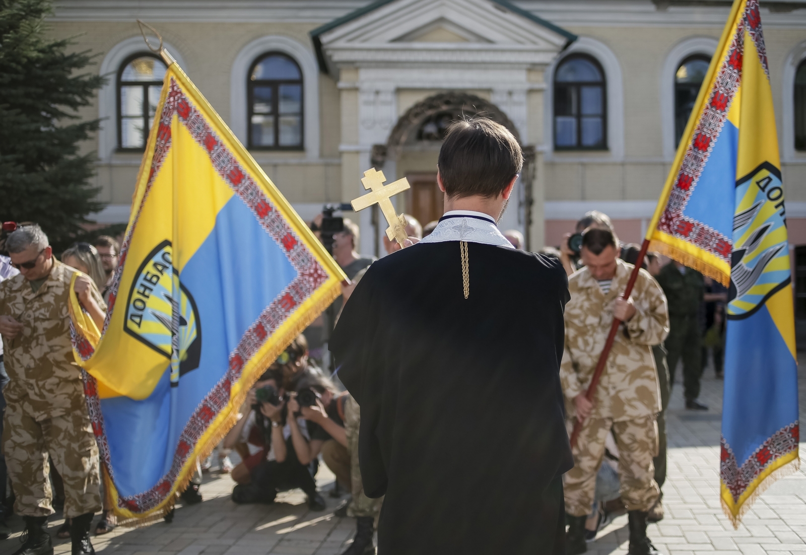 Ukraine east and Russia Ukraine east and Russia