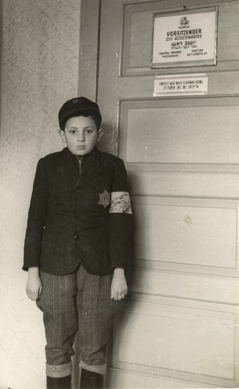 Flashes of Memory Photography Holocaust Yad Vashem