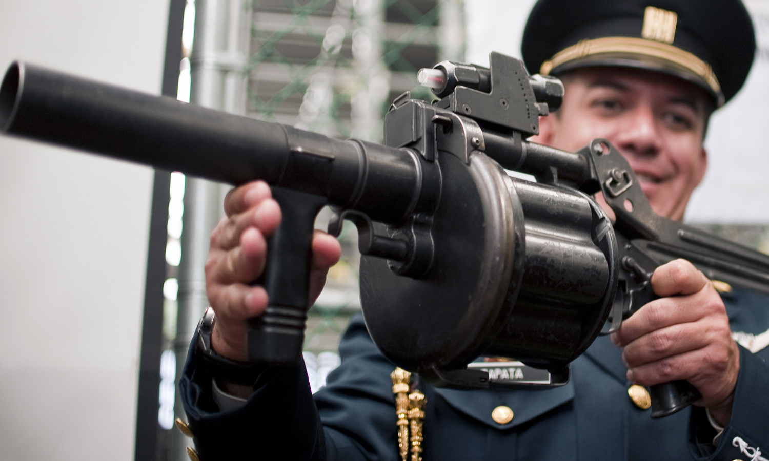 loaded-grenade-launcher-donated-to-florida-charity-shop