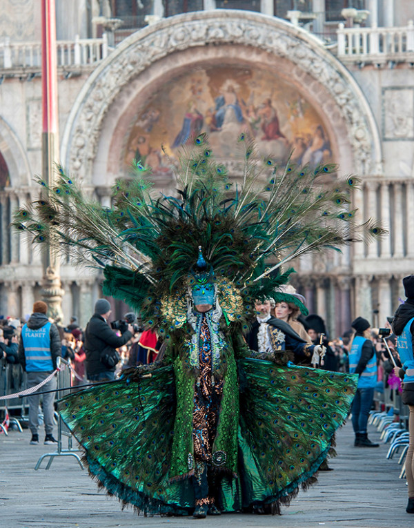 Venice Carnival 2018 photos: Best costumes and masks at this ...