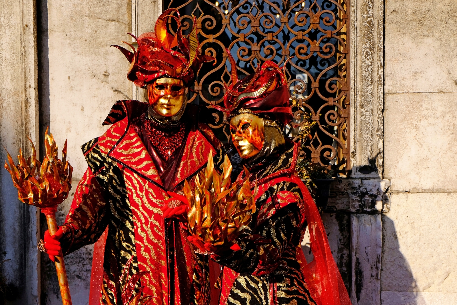 venice carnival 2018 photos best costumes and masks at