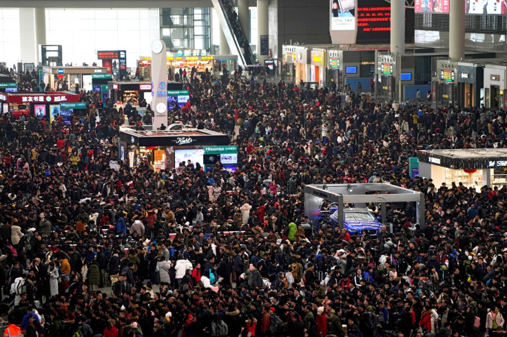 China Lunar New Year travel trains