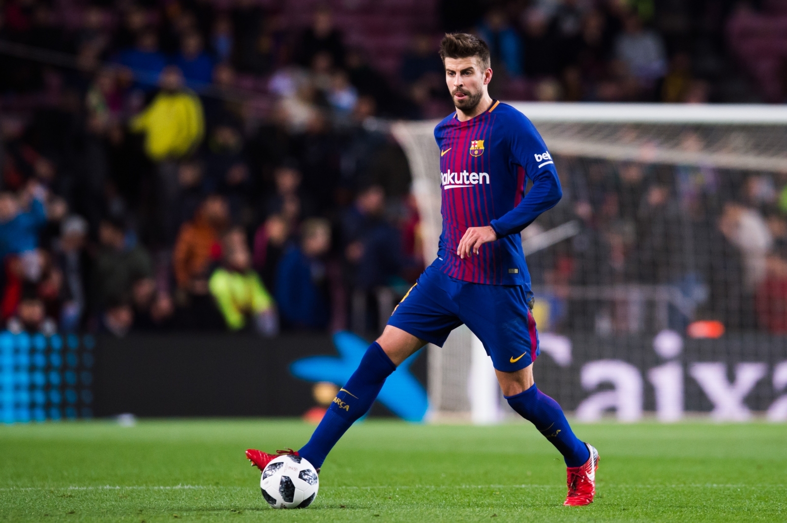 Barcelona boss provides injury updates on Gerard Pique and Ousmane