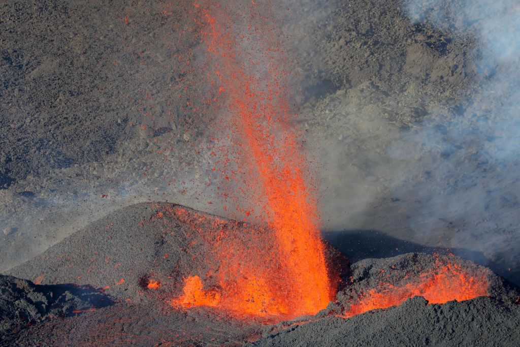 66 million-year-old asteroid that wiped out dinosaurs also triggered ...