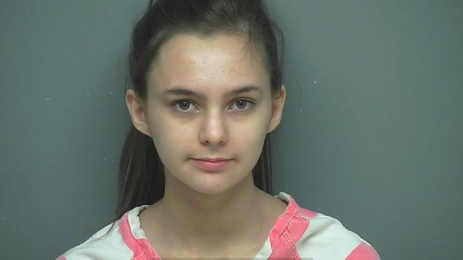 Watch teen girl arrested for setting up her own father to be carjacked ...