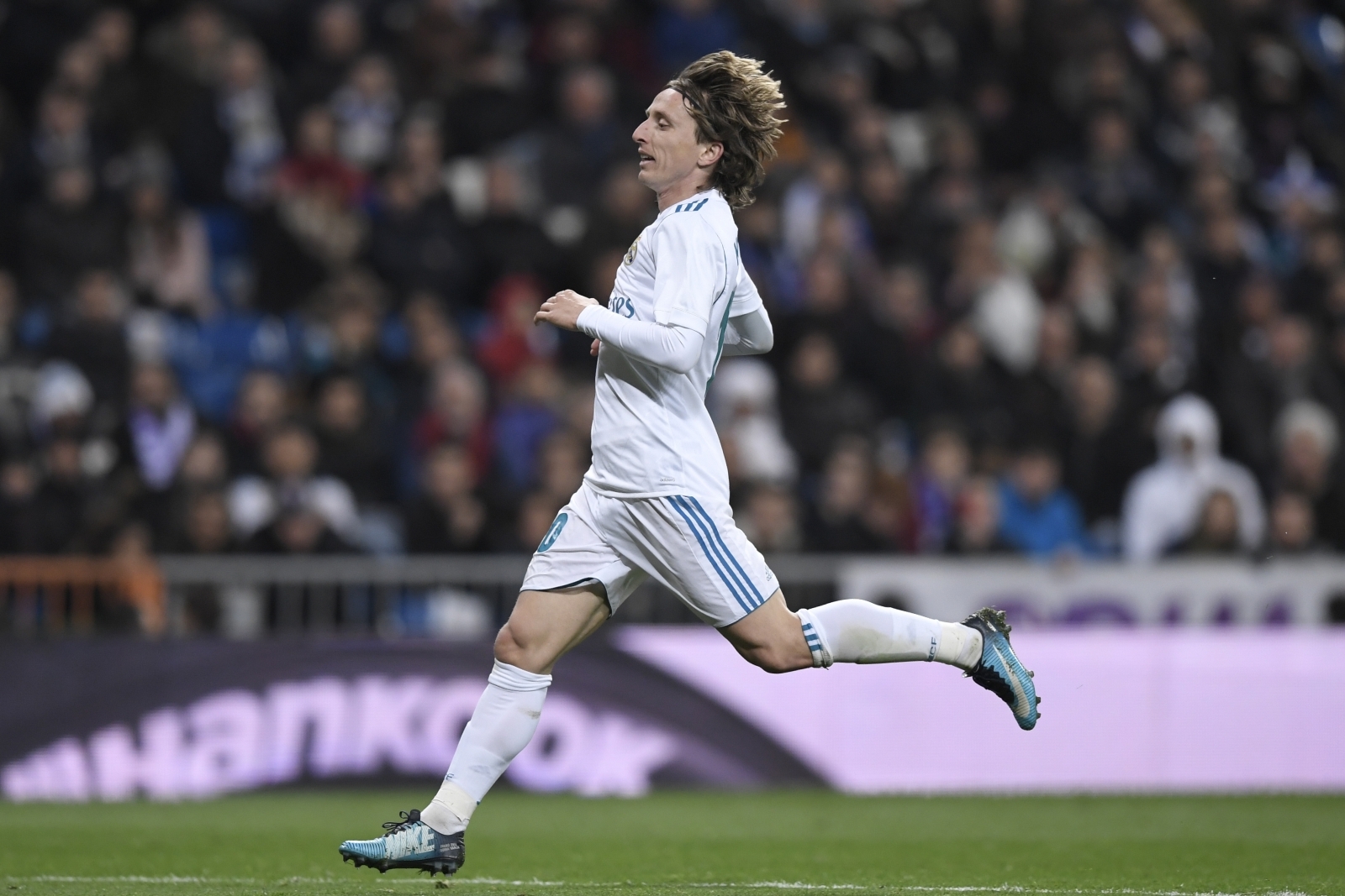 Luka Modric and Marcelo join Toni Kroos in Real Madrid treatment room two weeks before PSG trip