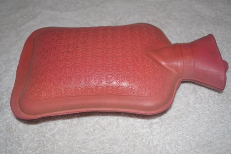 Hot water bottle