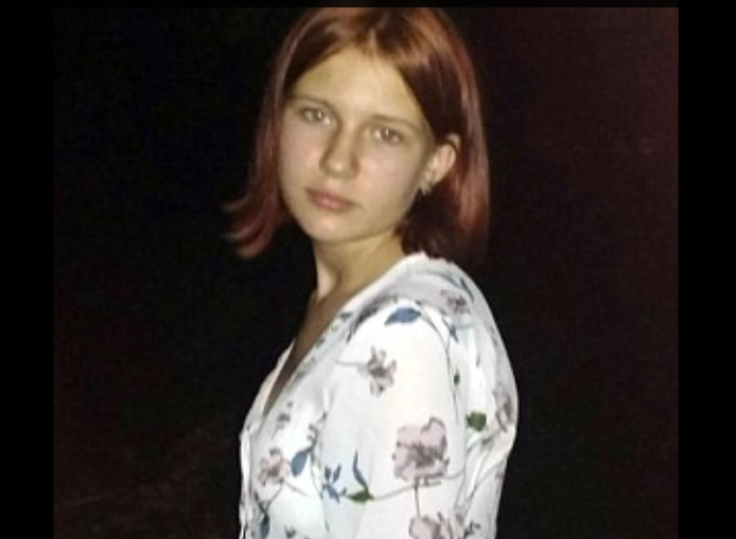 Liza Kanareikina eaten by dogs Liza Kanareikina eaten by dogs
