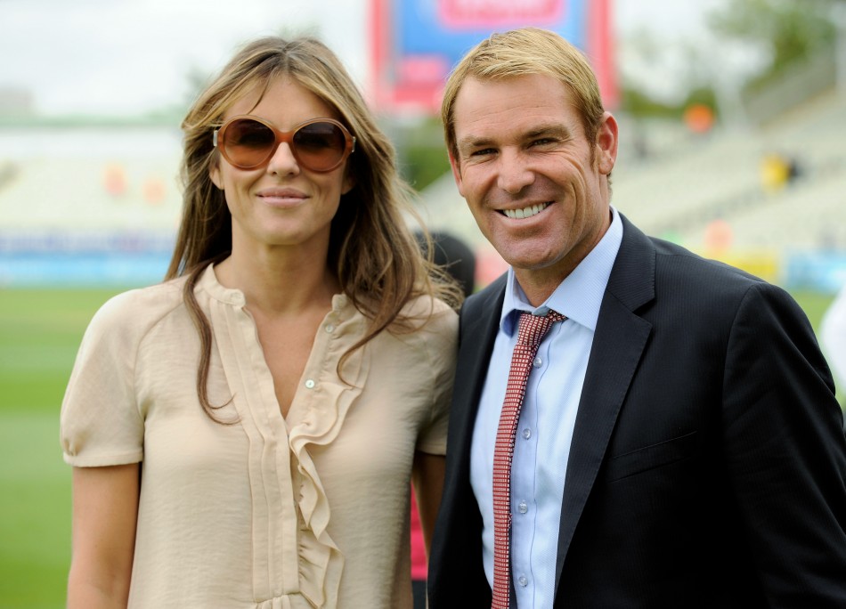 Elizabeth Hurley Engaged to Shane Warne Elizabeth Hurley Engaged to Shane Warne