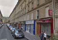 A man was “scalped” by attackers with a machete as he ate dinner with his wife in a restaurant on Rue Cali in Paris A man was “scalped” by attackers with a machete as he ate dinner with his wife in a restaurant on Rue Cali in Paris