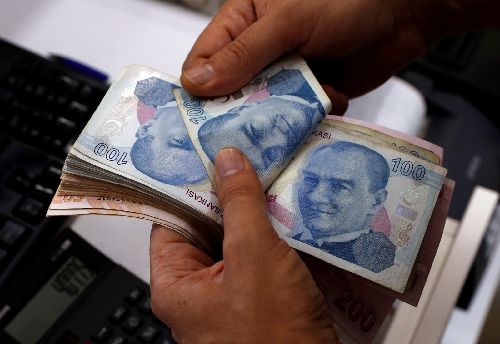 turkish-lira-crisis-turkey-facing-currency-meltdown-and-credit-crunch