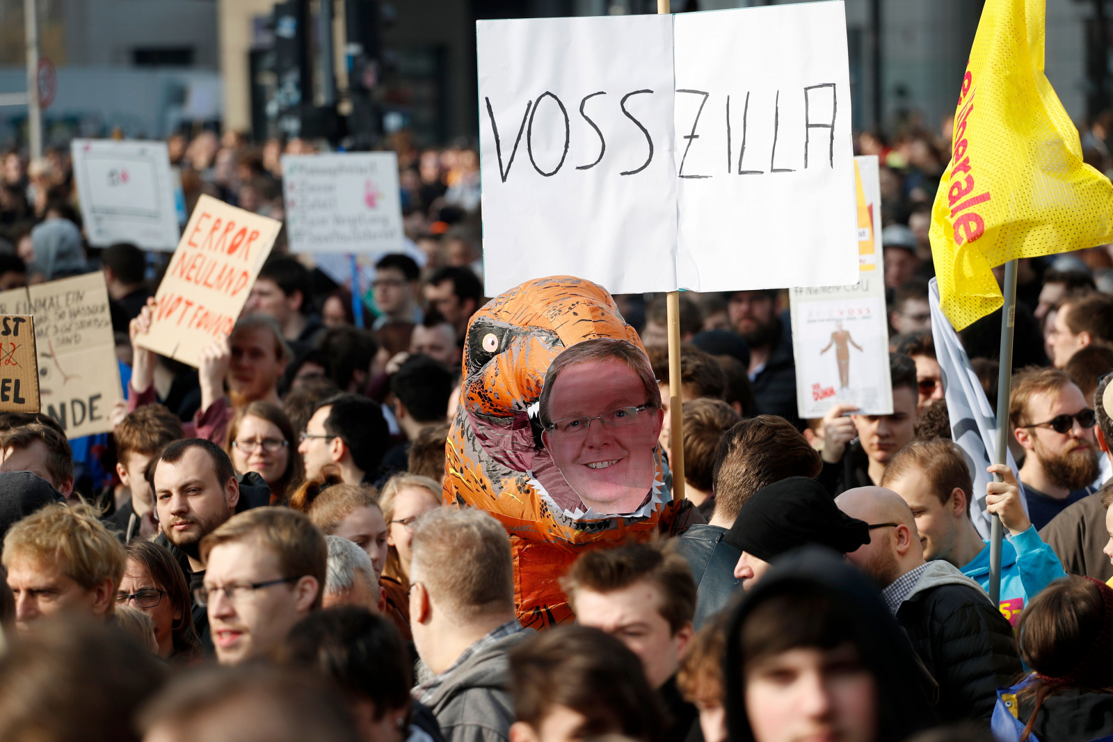 New Eu Copyright Law Could Censor The Internet Thousands Protest