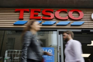 Tesco CEO to step down 