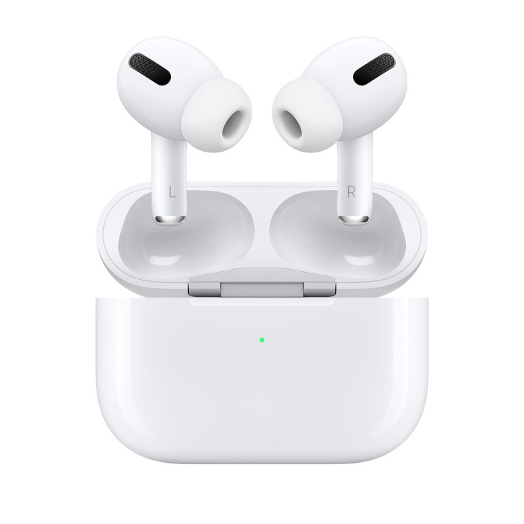 AirPods Pro comparison with $95 knockoff versions