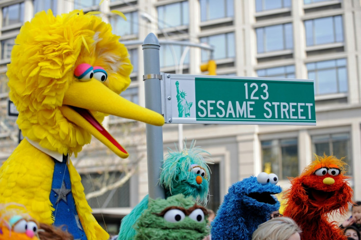 'Sesame Street' puppeteer dies