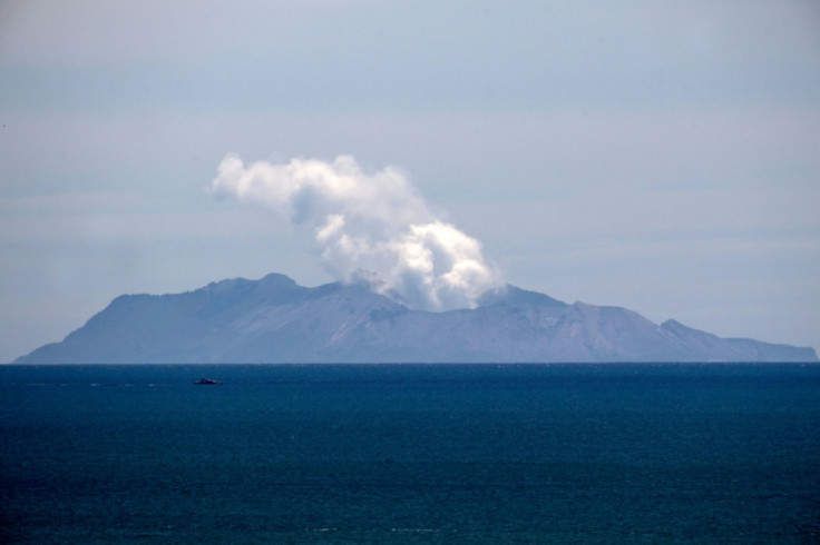 NZ to scale back volcano body search