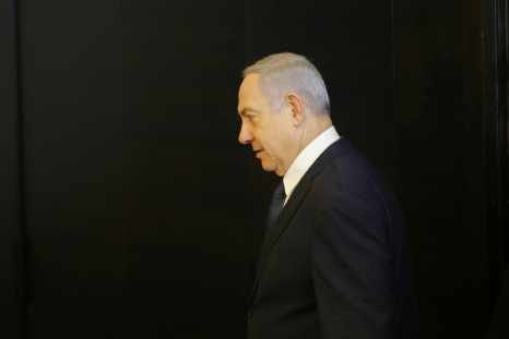 Netanyahu asks for immunity