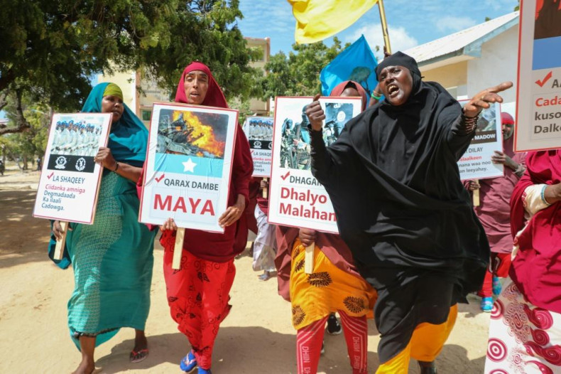 Somali Women Protesting