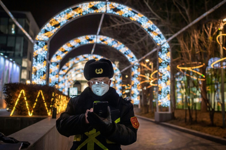 Beijing ramps up crowd control