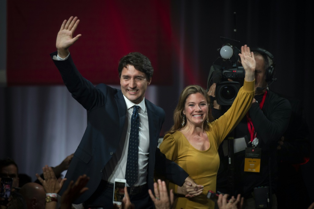 Justin Trudeau remains in isolation after wife recovers from virus ...