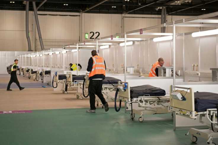 ExCel centre in London turns into hospital