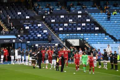 Manchester City players formed guard of honour
