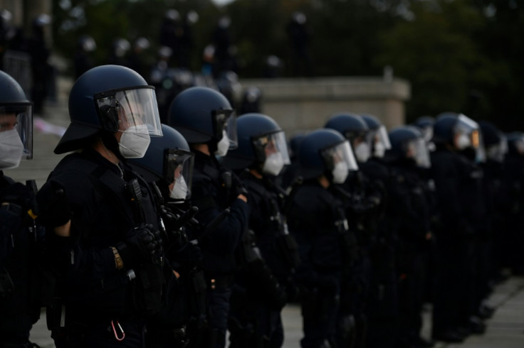 German police halted a Berlin march 