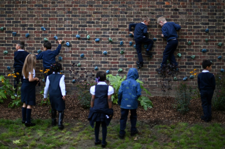 Uk coronavirus cases surge Uk coronavirus cases surge