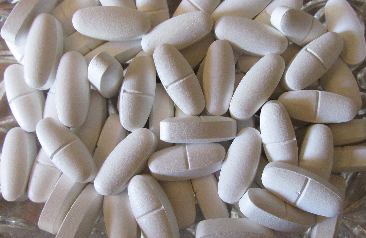 Taking high doses of vitamins A, D, and E may reduce respiratory illnesses in adults - Vimarsana News