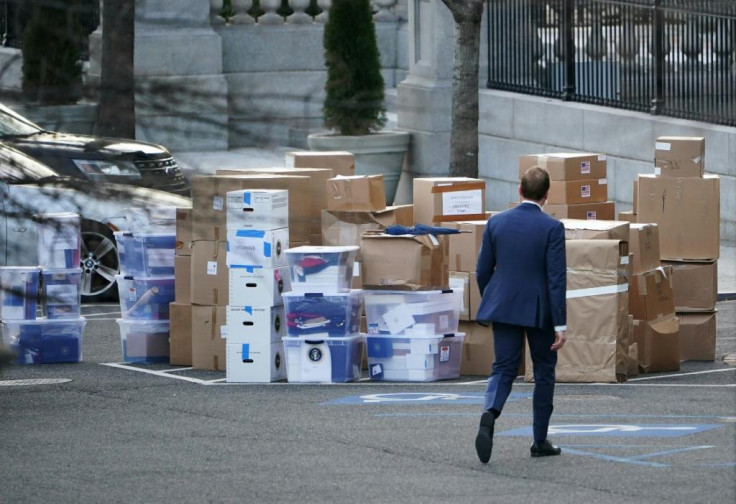 White House movers