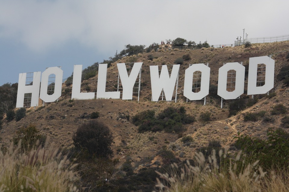 'Hollyboob' greets tourists in Los Angeles after pranksters change iconic Hollywood sign - Vimarsana News