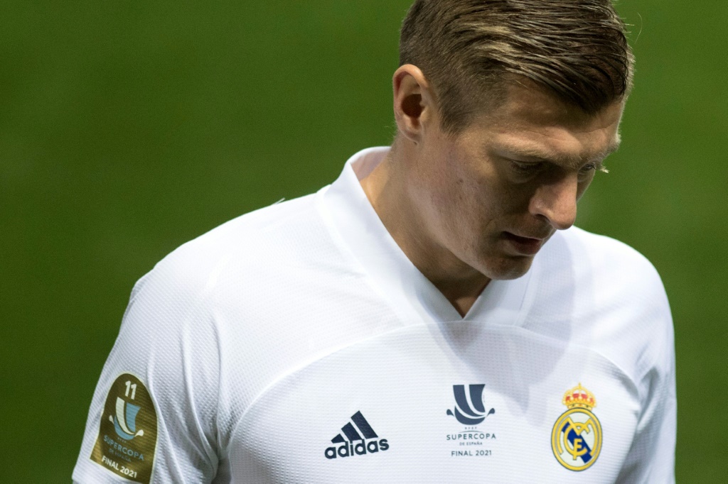 Real Madrid stand to lose both Kroos, Modric this summer