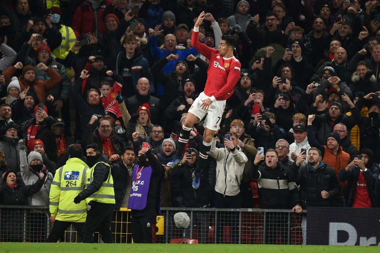 SIIUUU!!! Cristiano Ronaldo goal celebration after penalty against