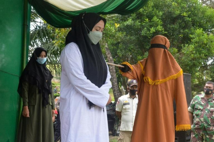 Indonesian flogging Indonesian flogging