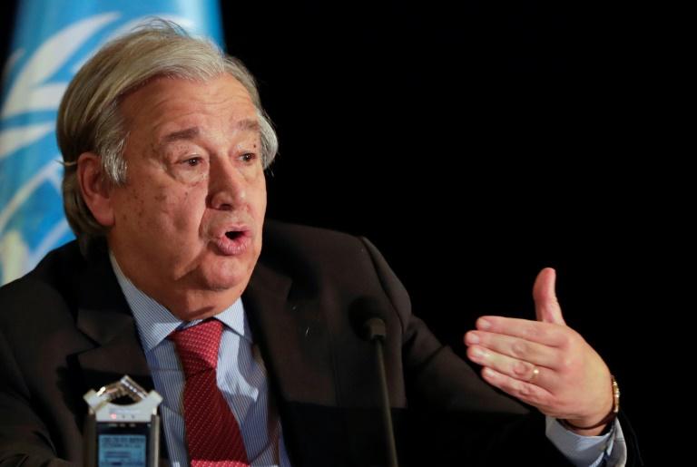 Vaccinate whole world to end pandemic, UN chief tells Davos