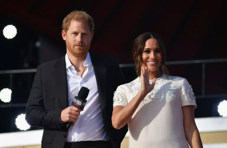 Prince Harry could return to UK for new role without Meghan Markle, says royal aide - Vimarsana News