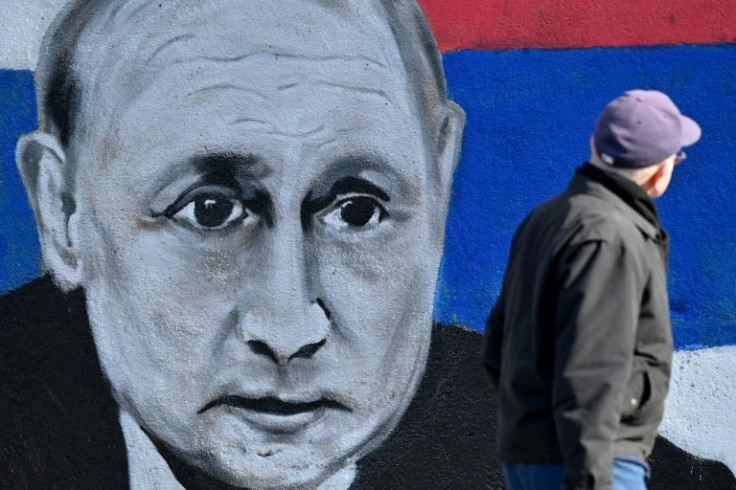 Vladimir Putin mural