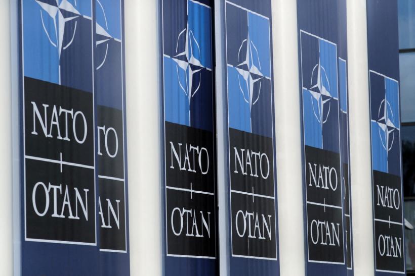 L’OTAN accueillera des membres nordiques alors que l’Ukraine repousse les forces russes