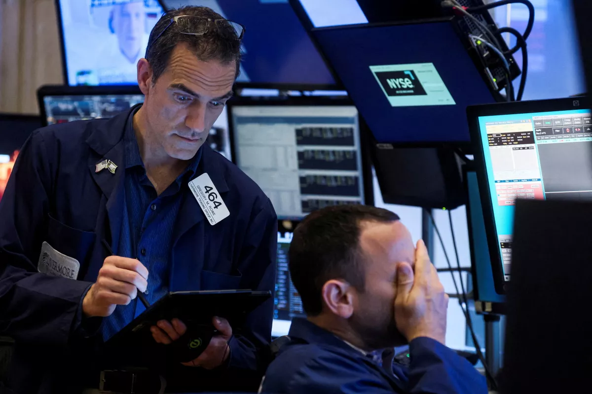 Some hedge funds face steep losses after betting on hot sectors - Vimarsana News
