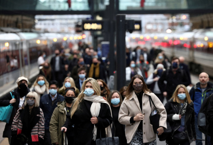 Morning rush hour, amid the coronavirus disease (COVID-19) outbreak in London