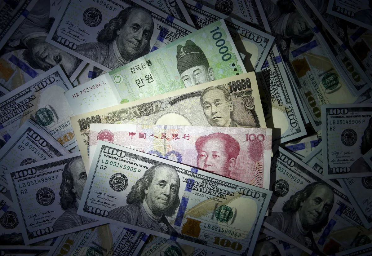 Column-Upside Down World Of 'Reverse Currency Wars' Is Real :Mike Dolan - Vimarsana News