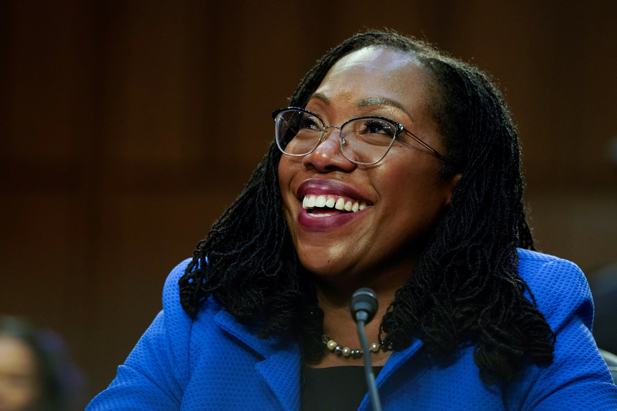 Ketanji Brown Jackson To Be Sworn In As First Black Woman On Us Supreme Court 