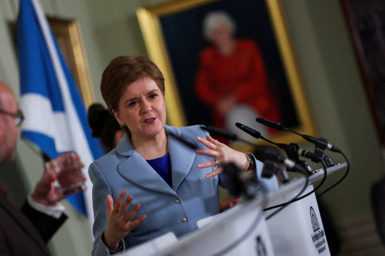 Le premier ministre écossais Sturgeon tient une conférence de presse sur le projet de deuxième référendum sur l'indépendance de l'Écosse, à Édimbourg